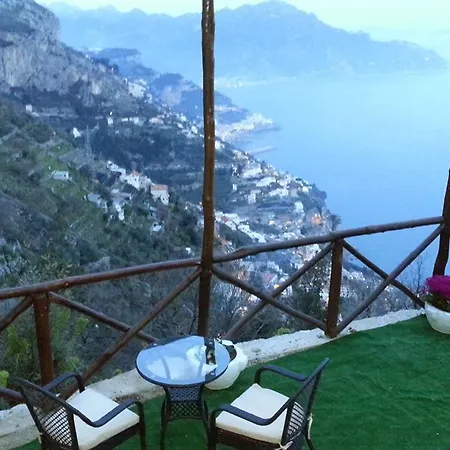 La Casetta Nel Bosco, Holiday home Amalfi